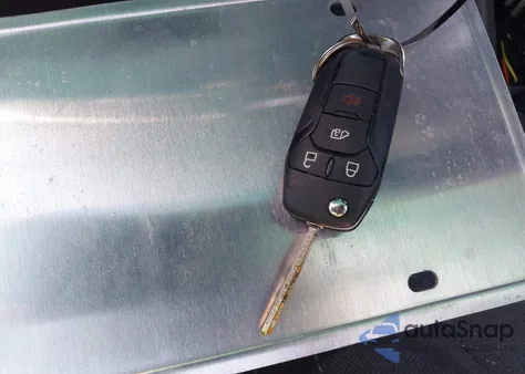 2021 Ford Transit-250 z USA, uszkodzony, nr VIN 1FTBR1Y85MKA92277